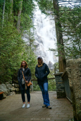 Alicja and her friend just hanging around the path at shannon falls.